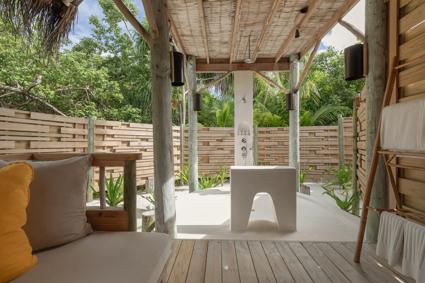Two-Bedroom Lagoon Beach Villa with Pool · Two bedrooms · lagoon beach